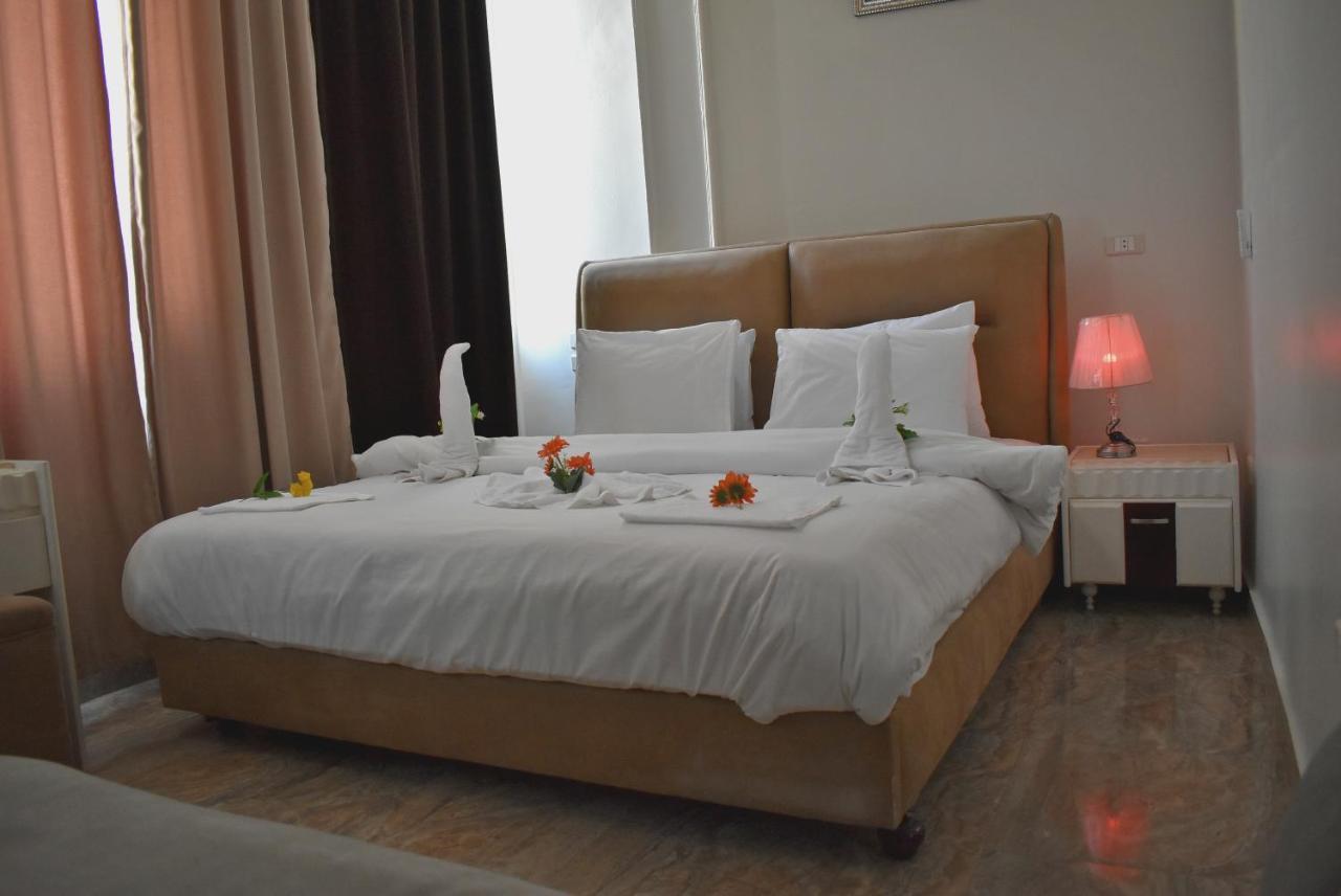 Abdeen Palace Hostel Kaherah Luaran gambar